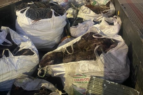 Homem é preso com quase quatro toneladas de cobre em Chapecó