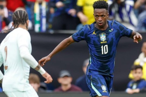 Brasil perde para a França em amistoso preparatório para Copa