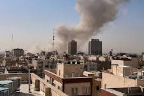 Trump confirma ataque conjunto dos EUA com Israel ao Irã