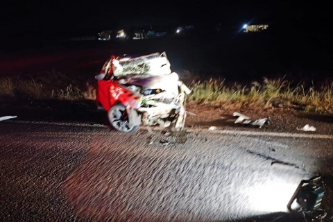 GRAVÍSSIMO ACIDENTE NA 281 DEIXA UM MORTO E TRÊS FERIDOS
