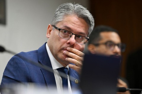 CPI do Crime Organizado pede indiciamento de Moraes, Toffoli, Gilmar e Gonet