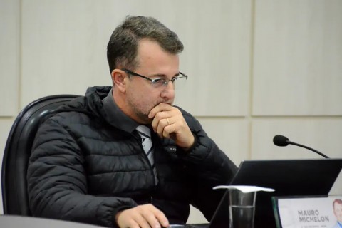Mauro Michelon solicita prorrogação de prazo para relatório sobre projeto do “Aprender a Empreender”