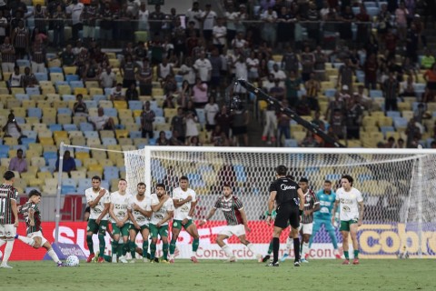 Chapecoense chega ao 11º jogo seguido sem vencer no Brasileirão