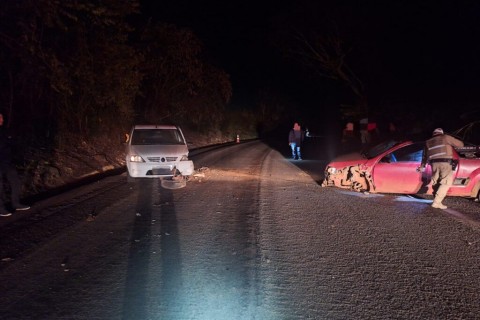 Acidente entre carro e caminhonete mobiliza Polícia Militar Rodoviária no Oeste de SC