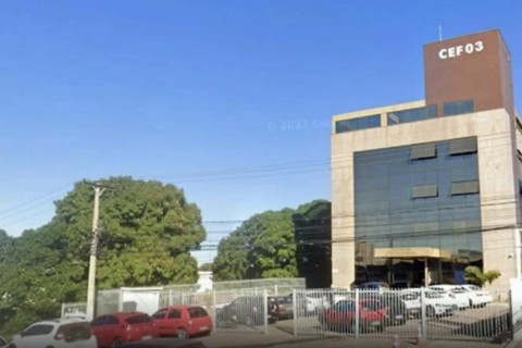 Professor com condenação por homicídio volta a lecionar e causa preocupação em escola do DF